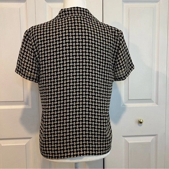 🍋 Josephine Chaus Black and Tan Lined Short Sleeve Blouse Top - Size 8 - Picture 3 of 5